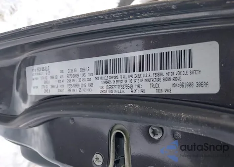 2015 Ram 1500 Express z USA, uszkodzony, nr VIN 1C6RR7FT7FS679549